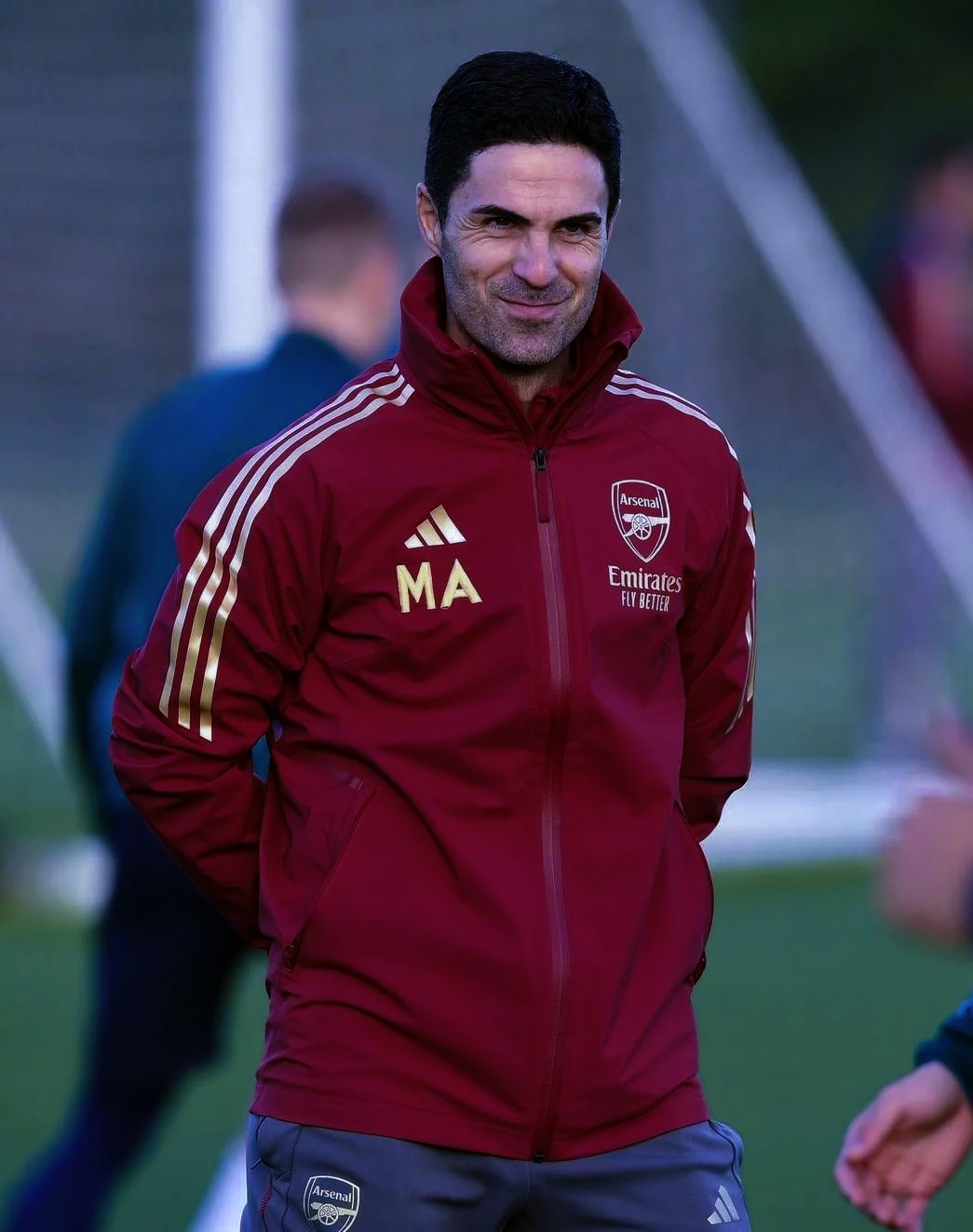 九游网页版登录今晨利物浦备战欧超杯，更衣室发声细节曝光，球迷炸锅，球探报告显示潜力的简单介绍