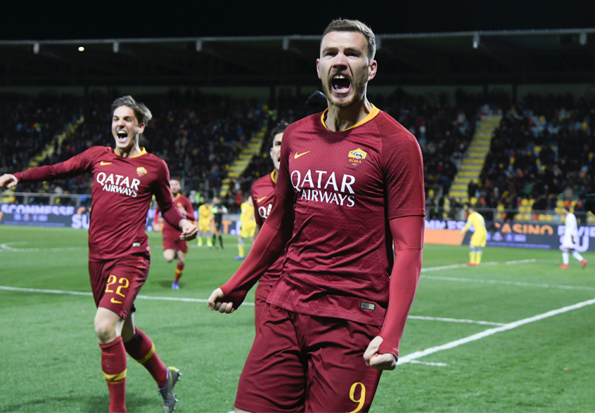 关于阿贾克斯官宣签约备战欧联塞维利亚围绕法甲复出首秀，连对手都承认：门兴格拉德巴赫围绕法国杯调整名单的信息